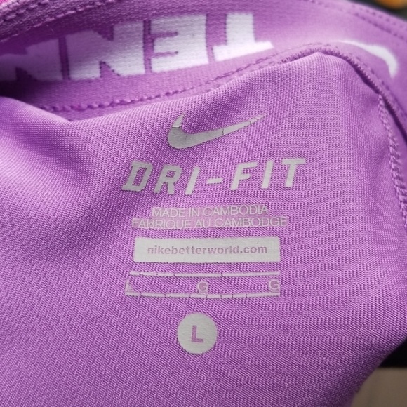 Nike dri fit tennis shorts - Picture 3 of 3